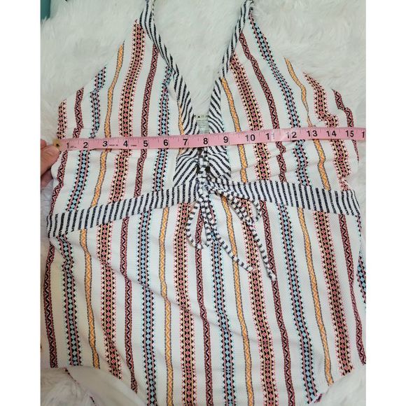 NWT Jessica Simpson Aztec Boho Lace up Adjustable Size XL Swim Suit - Picture 6 of 6